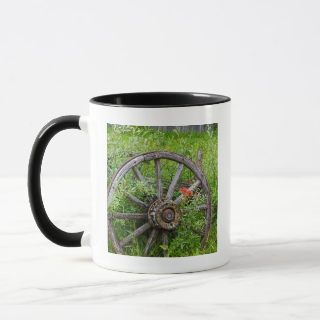 Old wagon wheel in historic old gold town 3 mug (Left)