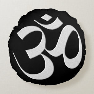Om 3 round cushion