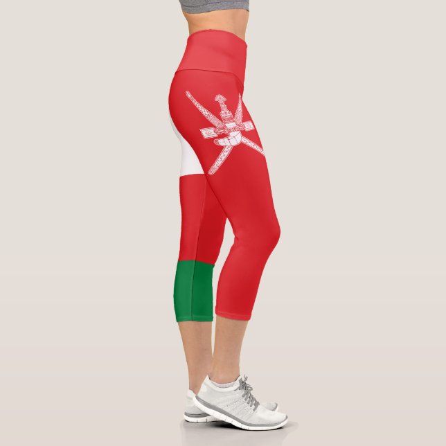 Oman Flag Capri Leggings (Right)