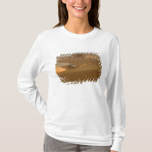 Oman, Rub Al Khali desert, driving on the dunes T-Shirt