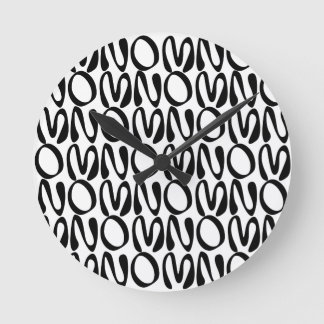 OMNOMNOM 1 ROUND CLOCK
