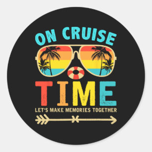On Cruise Time Cruise Squad Summer Vacation Matchi Classic Round Sticker