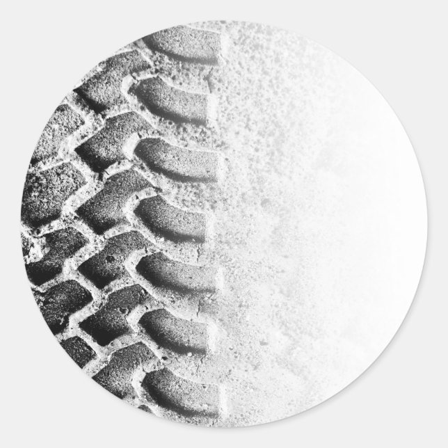 On track classic round sticker (Front)