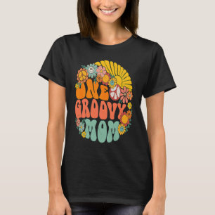 One Groovy Mom Retro 70s Hippie Boho Wavy Mama Mot T-Shirt