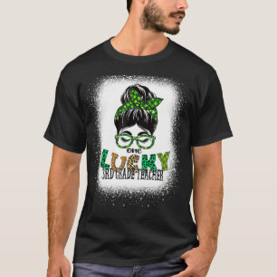 One Lucky 3rd Grade Teacher Bleached St Patricks D T-Shirt