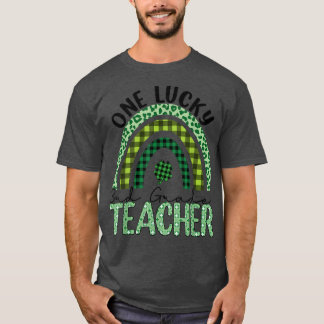 One Lucky 3rd Grade Teacher Leopard Rainbow St Pat T-Shirt