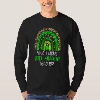 One Lucky 3rd Grade Teacher Rainbow St Patricks Da T-Shirt