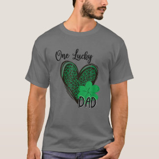One Lucky Dad Leopard Heart St Patrick’S Day T-Shirt