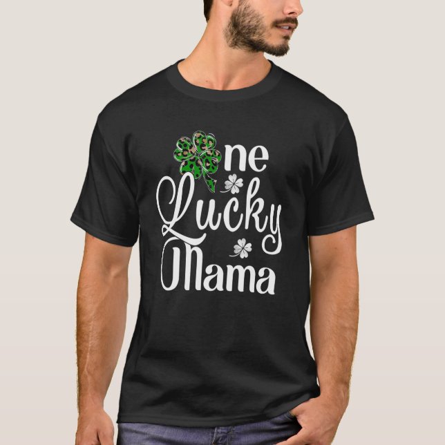 One Lucky Mama Leopard Plaid Matching Pyjamas Patr T-Shirt (Front)