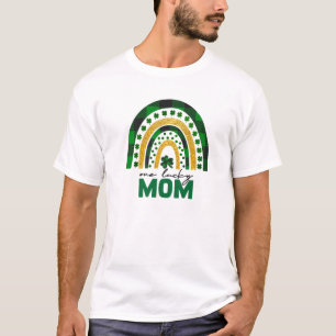 One Lucky Mum Rainbow St Patricks Day Shamrock T-Shirt