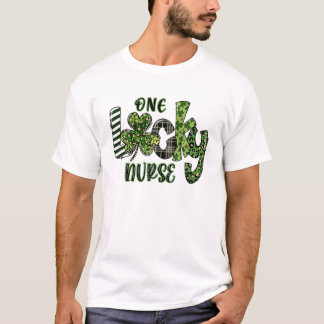 One Lucky Nurse Leopard Plaid St Patrick’S Day 202 T-Shirt