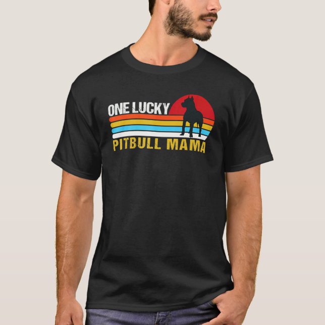 One Lucky Pitbull Mama Funny St Patrick's Day Pitb T-Shirt (Front)