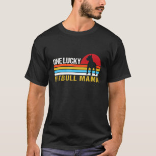 One Lucky Pitbull Mama Funny St Patrick's Day Pitb T-Shirt