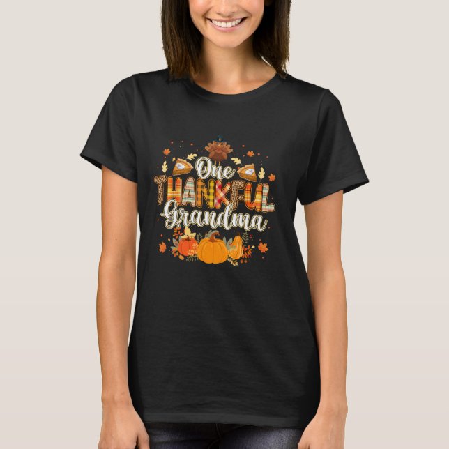 One Thankful Grandma Fall Leaves Autumn Grandma T-Shirt (Front)
