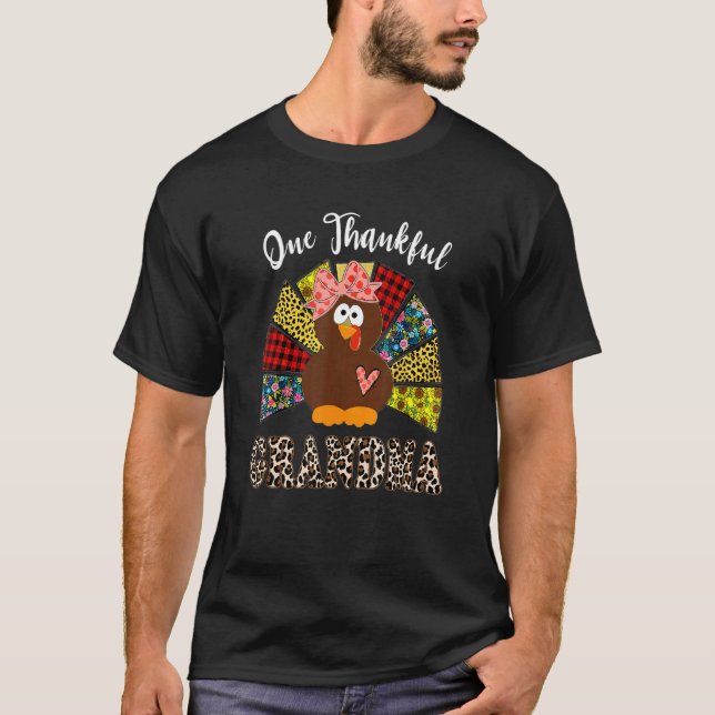 One Thankful Grandma Turkey Leopart Thankgivings   T-Shirt (Front)