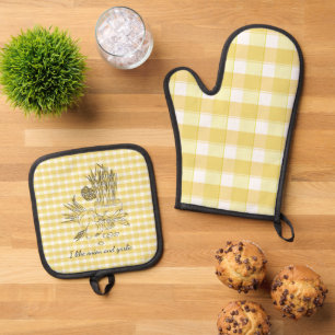 Onion and garlic kitchen orange Oven Mitt & Pot Holder Set