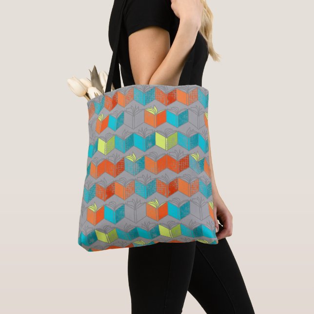Open books tote bag (Close Up)