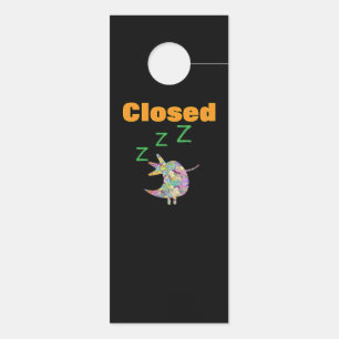 OPEN / CLOSED Black   Door Hanger