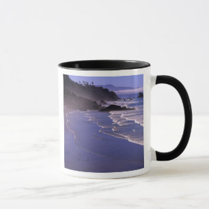 OR, Oregon Coast, Ecola SP, Indian Beach with Mug