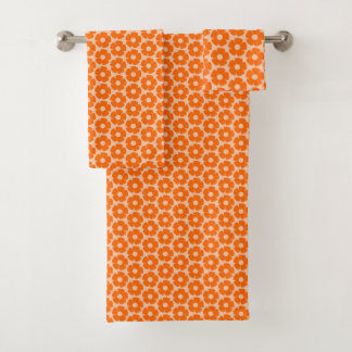 Orange and Peach Retro 60s Floral Pattern Bath Towel Set