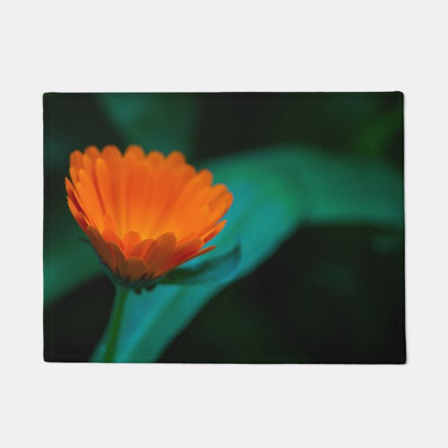 Orange daisy flower doormat (Front)