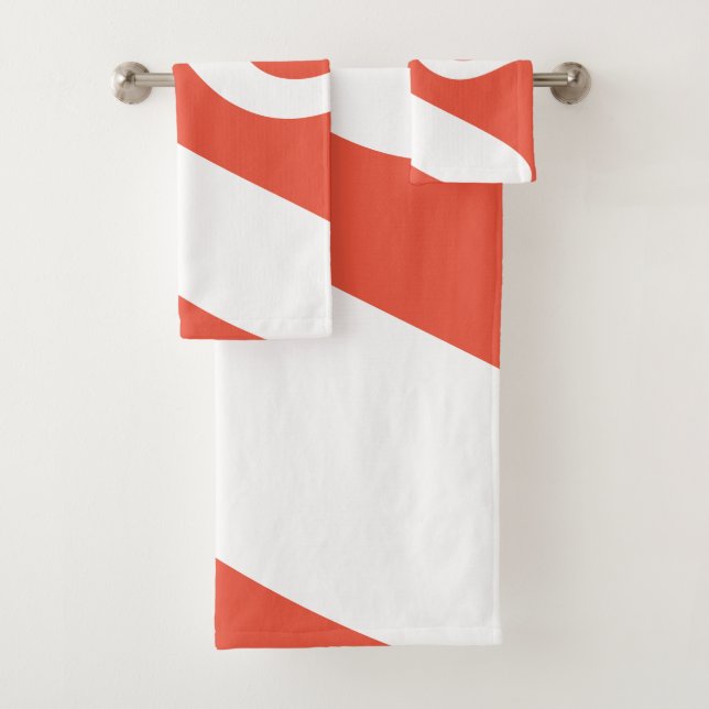 Orange Red and White Swirl Wave Bath Towel Set (Insitu)