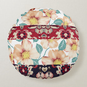 Orange vintage flowers with seamless paisley borde round cushion