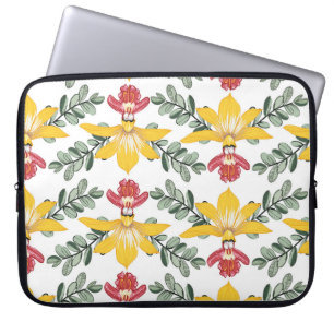 Orchid Beauty: Floral Pattern Elegance. Laptop Sleeve