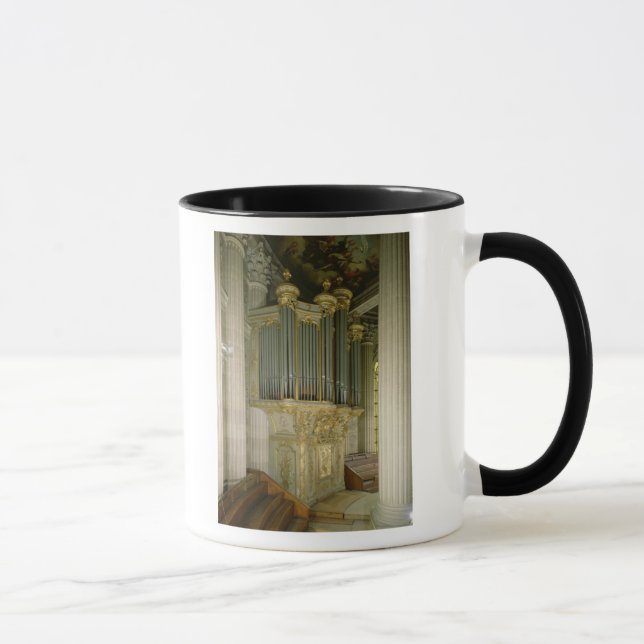 Organ in the chapel mug (Right)