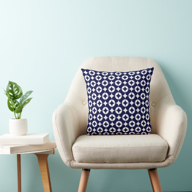 Oriental Blue Overlapping Circles Shippo Geometric Cushion (Chair)