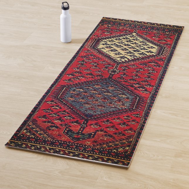 Oriental red runner pattern yoga mat (In Situ)