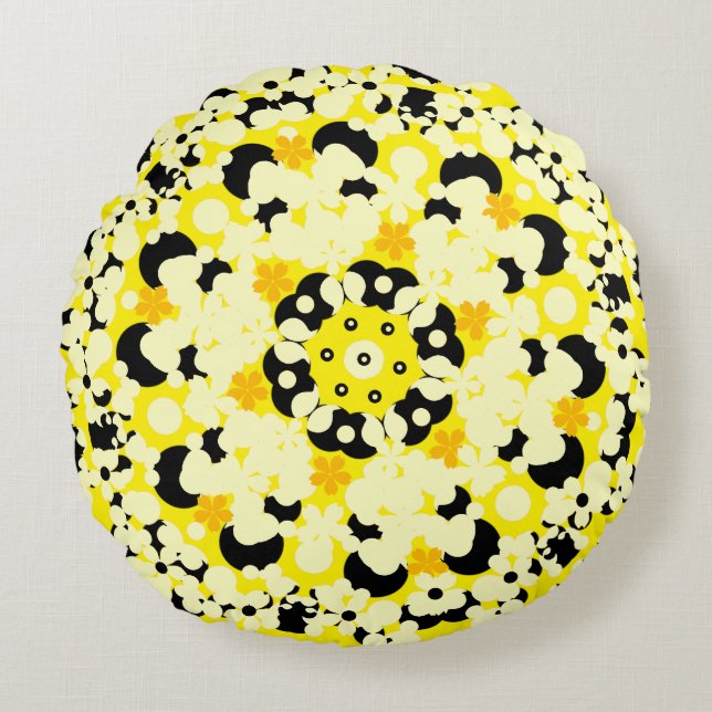 Ornamental patterned round pillow (Front)