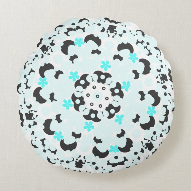 Ornamental patterned round pillow (Front)