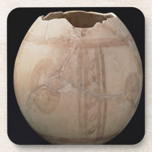 Ostrich egg cut in the form of a vase from Puig de Coaster