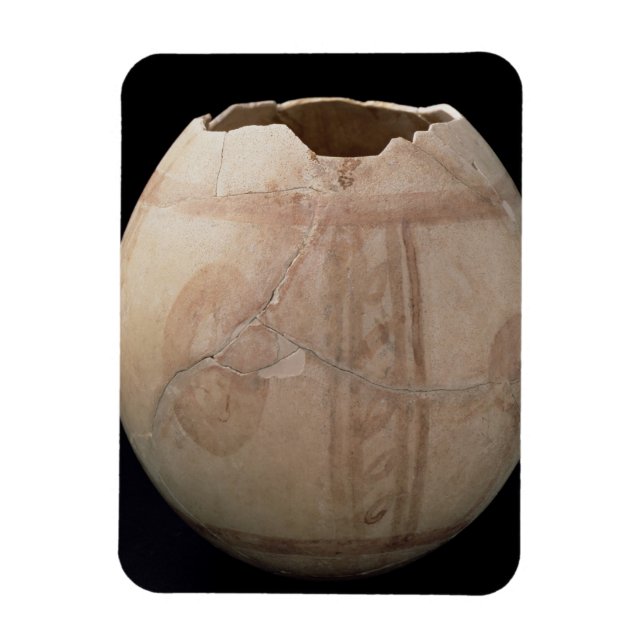 Ostrich egg cut in the form of a vase from Puig de Magnet (Vertical)