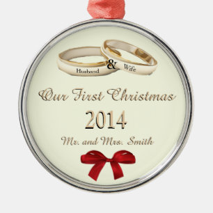 Our First Christmas w/rings and bow Ornament