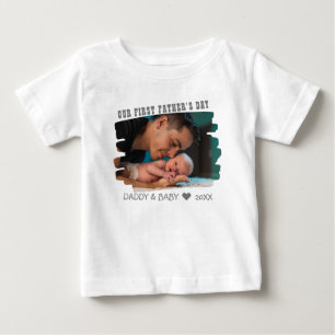 Our First Fathers Day New Dad And Baby Photo   T-Shirt