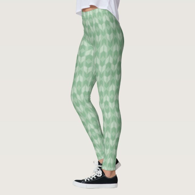 Outdoor Geo Step | Green Arrow Pattern Leggings (Left)