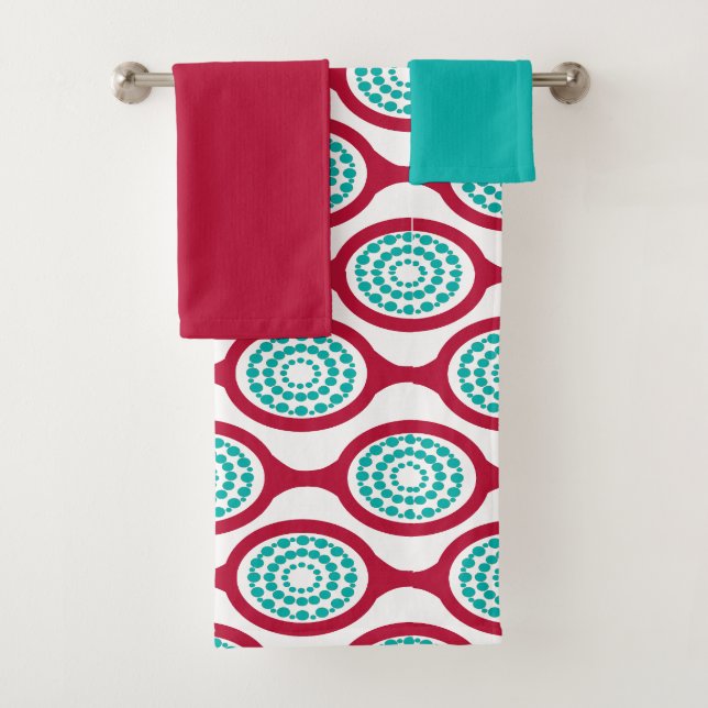 Oval Chains  Bath Towel Set (Insitu)