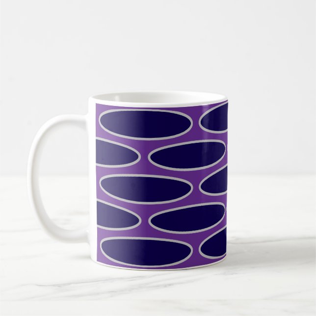 Oval Purple Chain Pattern Coffee Mug (Left)