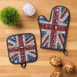 Oven Mitt and Pot Holders, colors of UK flag Oven Mitt & Pot Holder Set