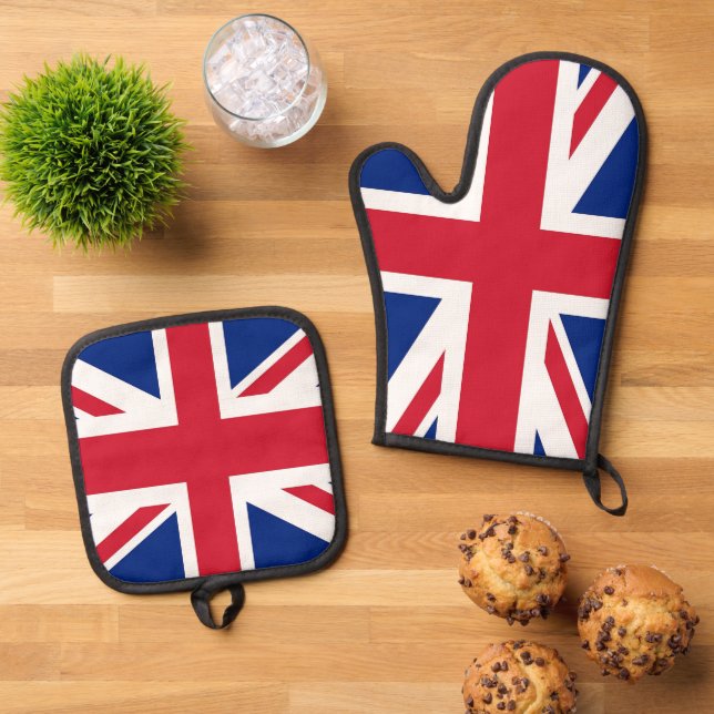 Oven Mitt and Pot Holders, United Kingdom flag Oven Mitt & Pot Holder Set (Top Down)
