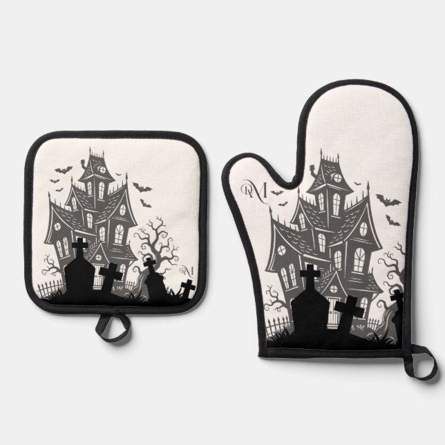 Oven Mitt & Pot Holder Set : HALLOWEEN House #1 (Front)