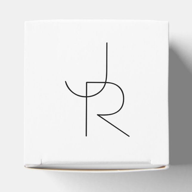 Overlapping Initials | Black On White Favour Box (Top)