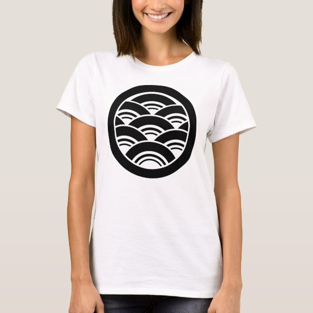 Overlapping waves in circle T-Shirt (Front)