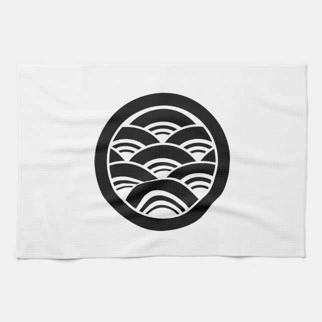 Overlapping waves in circle tea towel (Horizontal)