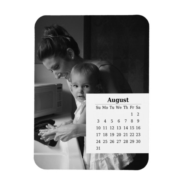 Overlay Calendar August 2025 Magnet (Vertical)