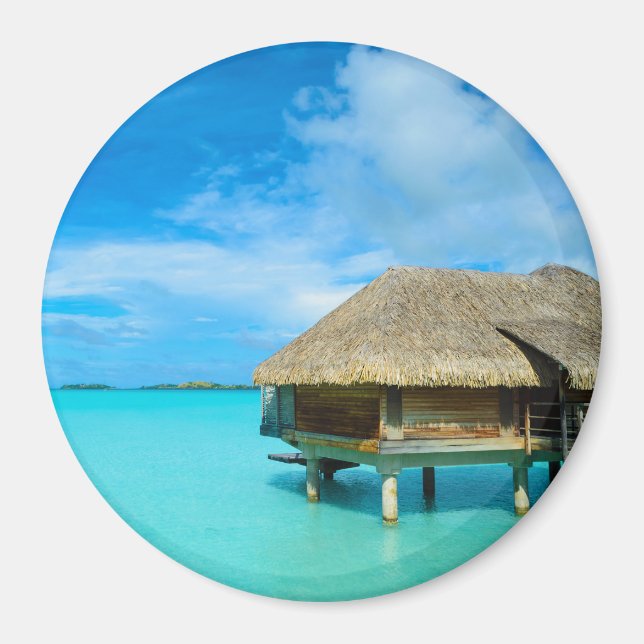 Overwater bungalow on Bora Bora round magnet (Front)