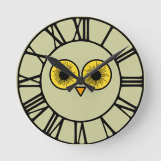 Owl Eyes Round Clock