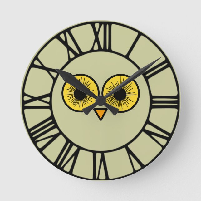 Owl Eyes Round Clock (Front)